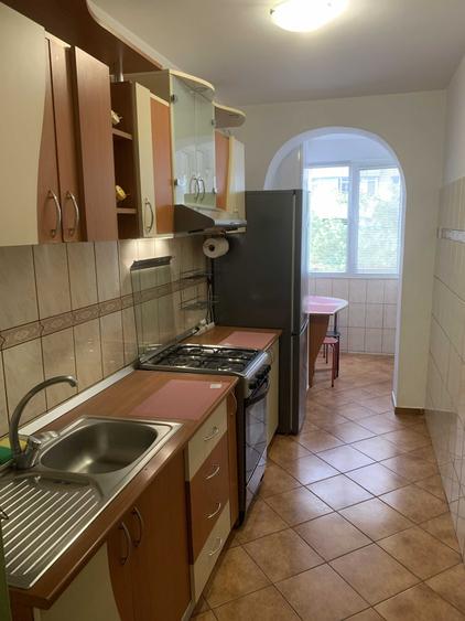 Apartament cu 2 camere decomandat în Socola