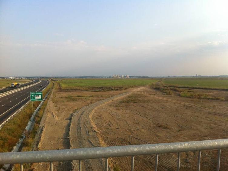 Teren intravilan de 31500 mp, în Ștefăneștii de Jos