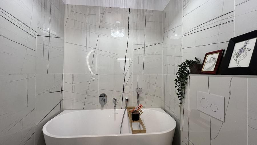 Apartament cu 2 camere decomandat, mobilat în Ultracentral