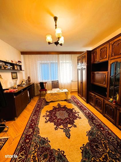 Apartament cu 2 camere decomandat în Tătărași