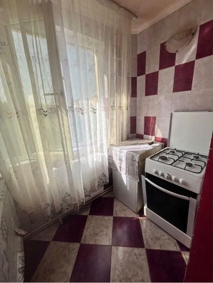 Apartament cu 2 camere decomandat în 1 Mai