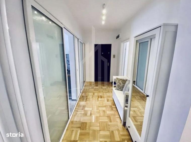 Apartament cu 3 camere decomandat în Turnișor