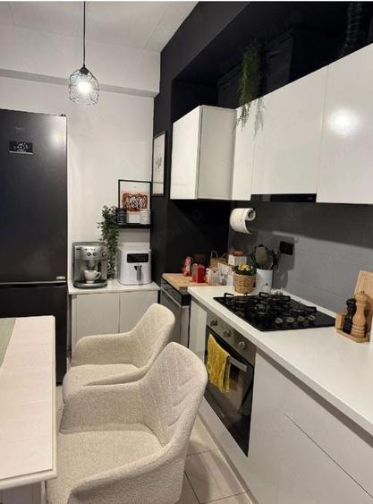 Apartament cu 2 camere decomandat, mobilat în Torontalului