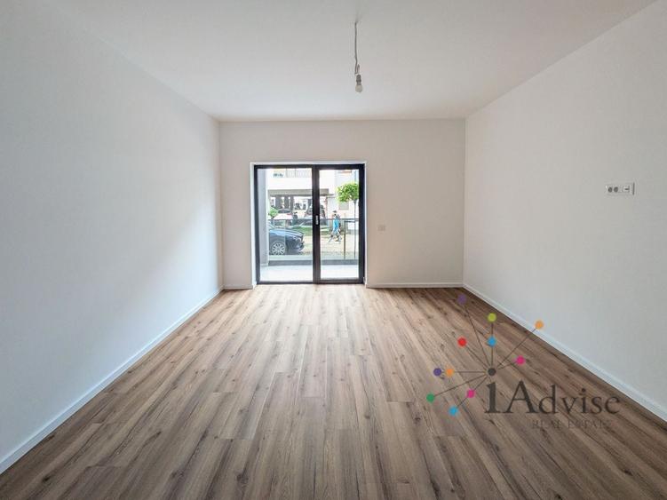 Apartament cu 2 camere decomandat în Tractorul