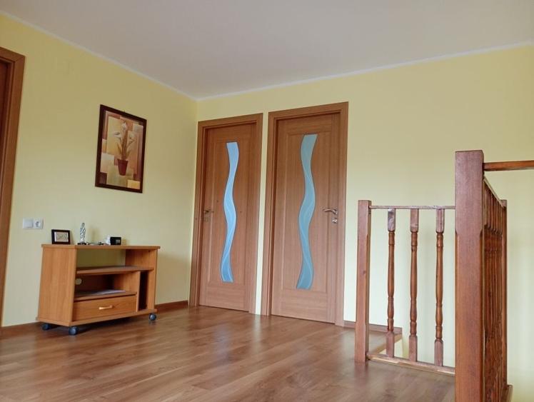 Casă cu 4 camere în Mărgineni
