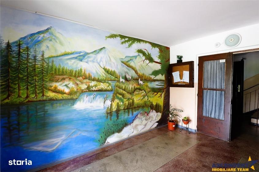 Apartament cu 2 camere decomandat în Central