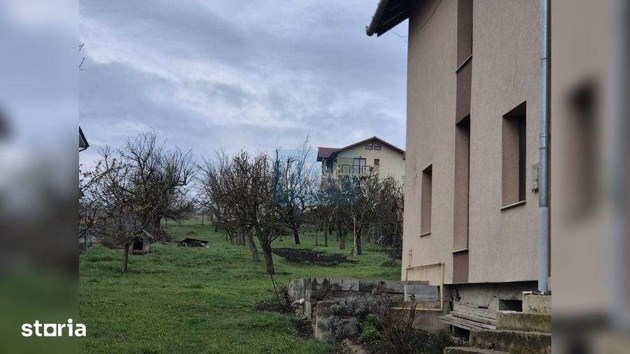 Casă cu 6 camere cu Teren 1400 Mp în Apahida