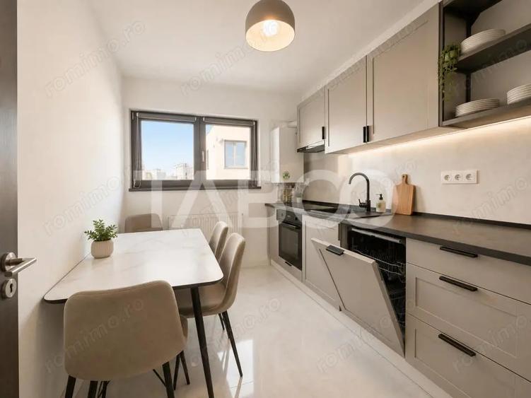 Apartament cu 2 camere decomandat, mobilat în Central