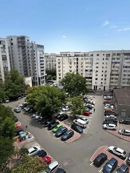 Garsonieră decomandată în Muncii