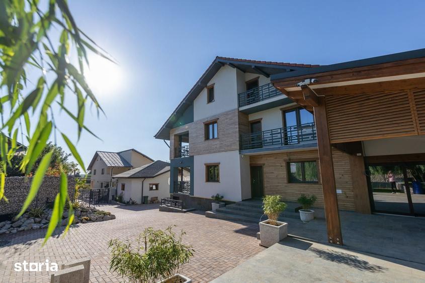 Casă cu Teren 1800 Mp în Răzvad