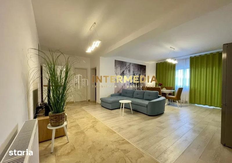 Apartament cu 3 camere semidecomandat în Cetate