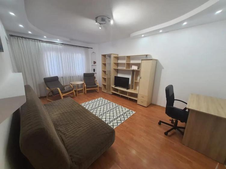 Apartament cu 2 camere decomandat în Lujerului