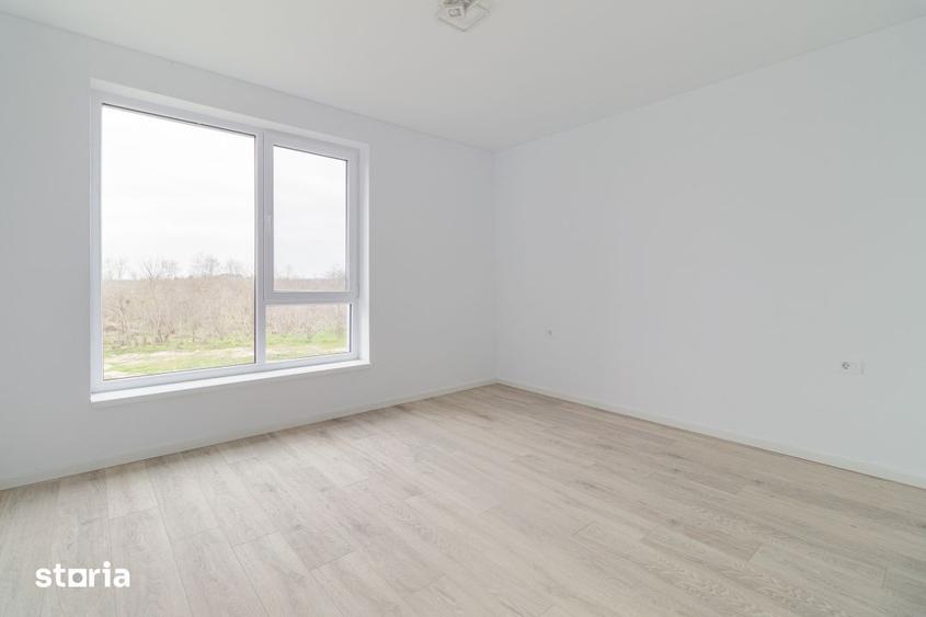 Apartament cu 5 camere în Adunații-Copăceni