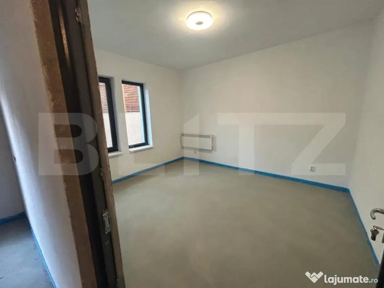 Casă cu 7 camere cu Teren 600 Mp în Micro 6