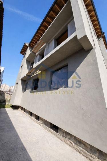 Proiect rezidențial–Ploiești-7 Apartamente - Zona parcare-Loc de Joacă - 15