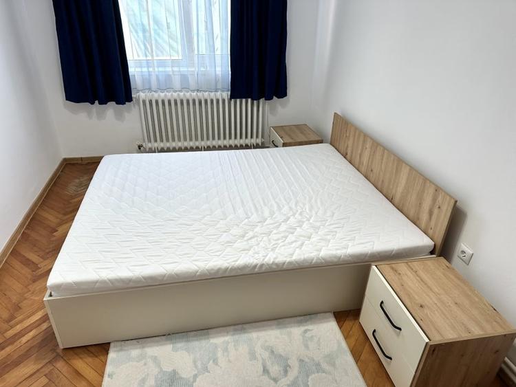 Apartament cu 3 camere decomandat, mobilat în Cetate