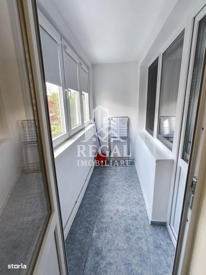 Apartament cu 2 camere semidecomandat în Micro 4