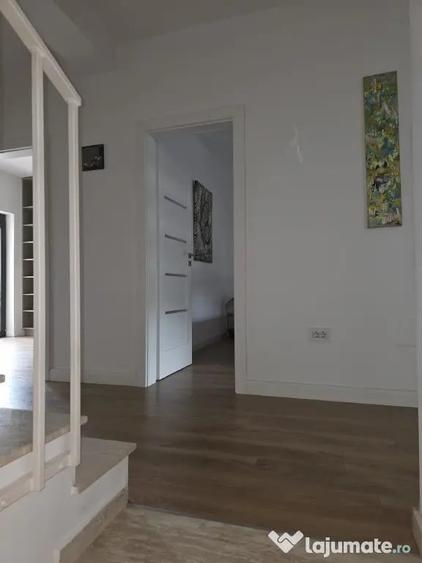 Inchiriez casa cu 5 camere in Subcetate ID:45401 - 12