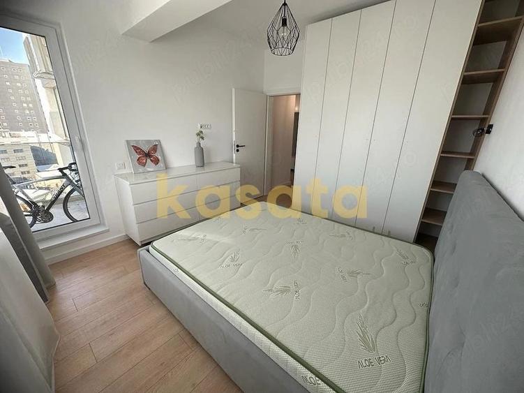 Apartament cu 2 camere decomandat, mobilat în Regie