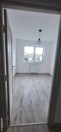 Apartament cu 3 camere în Dâmbu Pietros