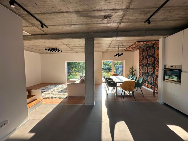 Casă pasivǎ cu 3 dormitoare de închiriat, grădină și piscină comună PRIMA CHIRIE - 1