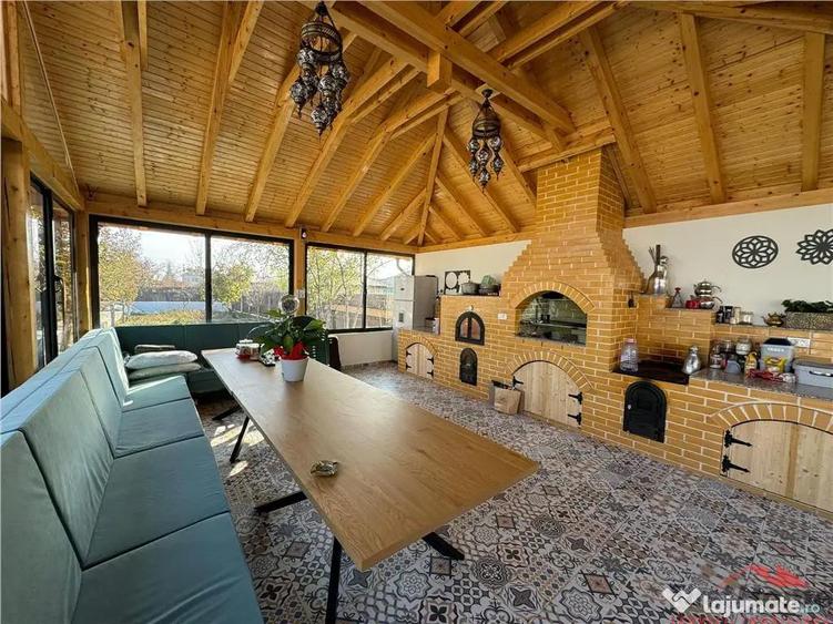 Cladire cu 3 apartamente in suprafata totala construita de 5 - 5