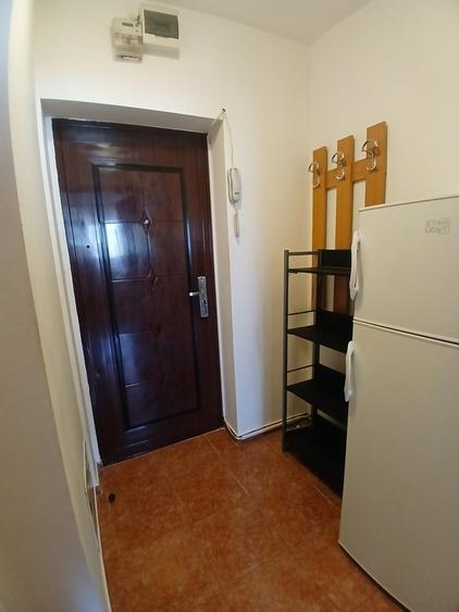 Garsonieră semidecomandată, mobilată în Iancului