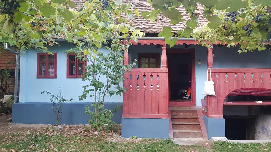 Casă cu 3 camere în Rășinari