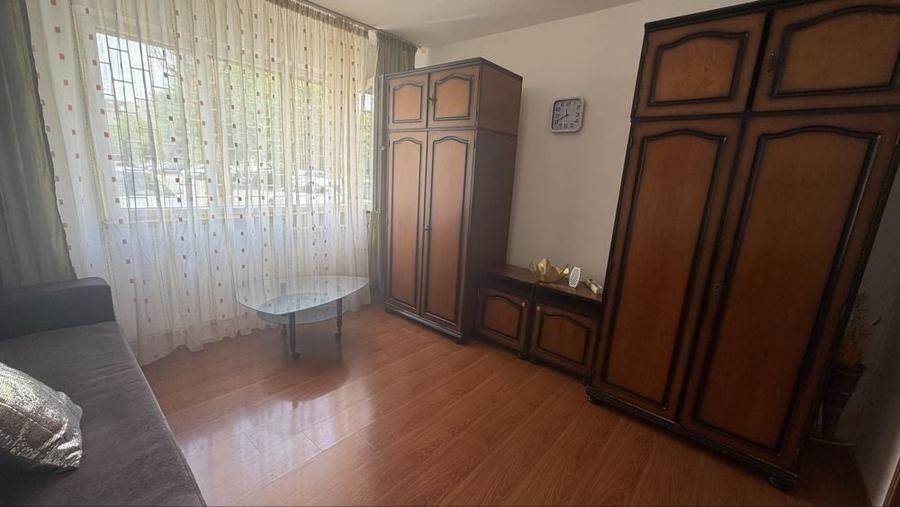 Garsonieră decomandată în Exterior Vest