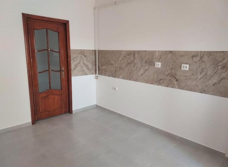 Apartament 3 camere Pacurari - 1