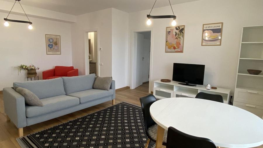 Apartament cu 2 camere, mobilat în Turnișor