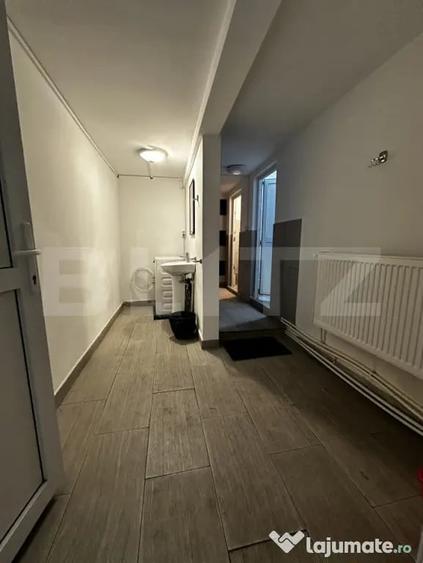 Garsonieră decomandată în Central