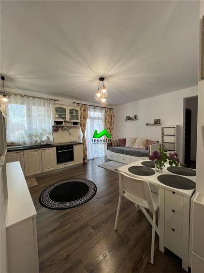 Apartament cu 3 camere decomandat în Hipodrom 3