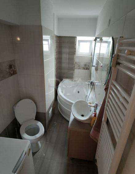 Apartament cu 3 camere decomandat, mobilat în Crângași