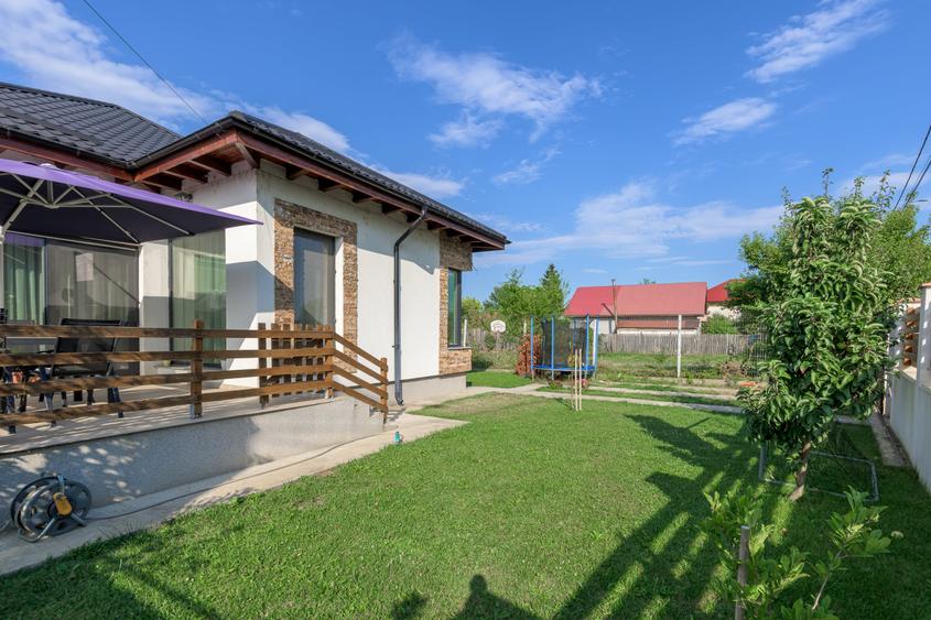 Casă cu 4 camere cu Canalizare în Pipera