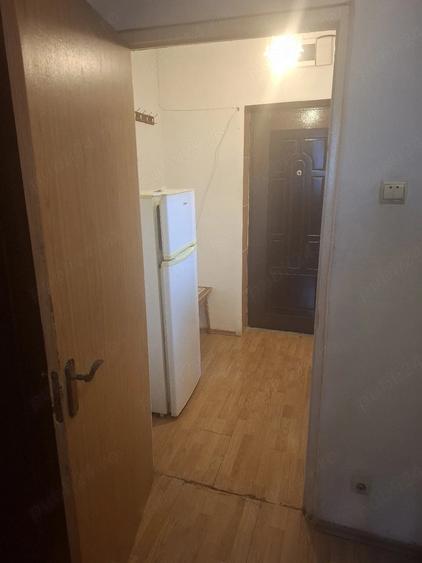 Garsonieră semidecomandată în Rahova
