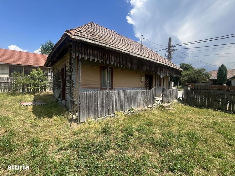 Casă cu 2 camere în Păpăuți