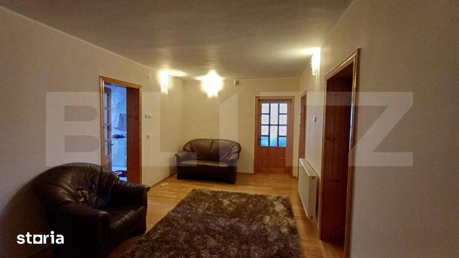 Casă cu 5 camere cu Teren 1200 Mp în Centura