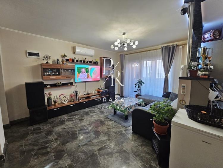 Apartament cu 3 camere semidecomandat, mobilat în Florești — fotografia 1