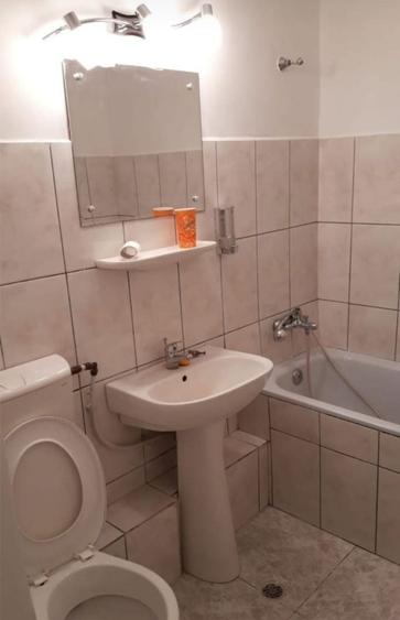 Garsonieră decomandată, mobilată în Unirii