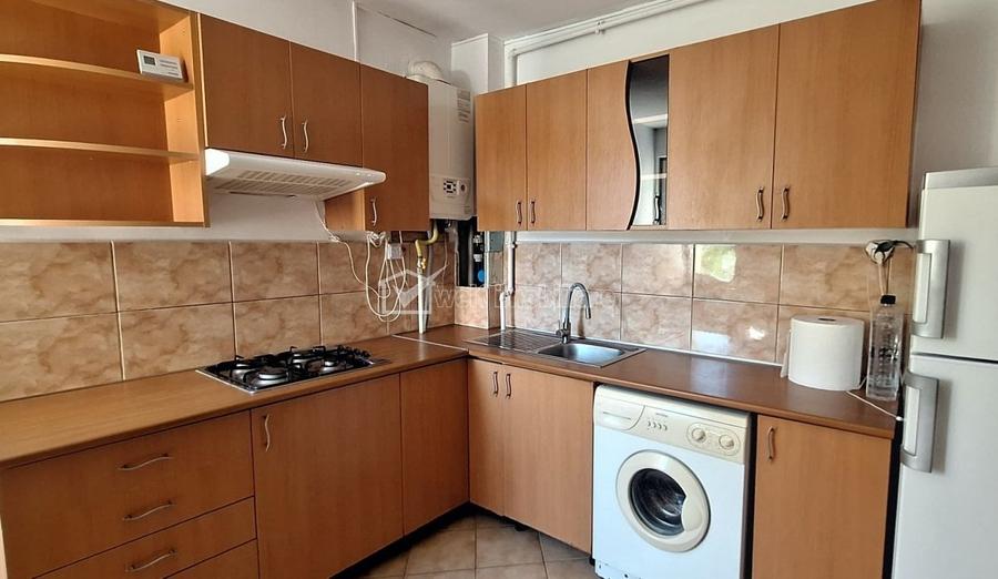 Apartament cu 2 camere decomandat în Zorilor