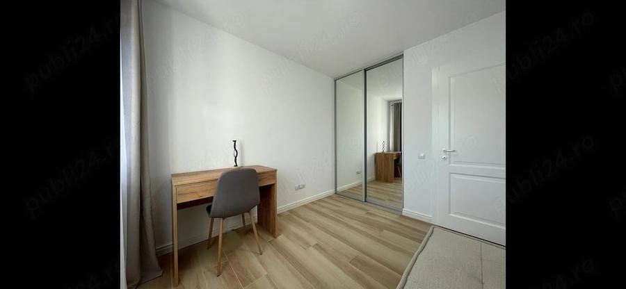 Apartament cu 3 camere decomandat în Borhanci