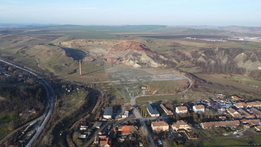 Teren Construcții intravilan de 15938 mp, în Nord