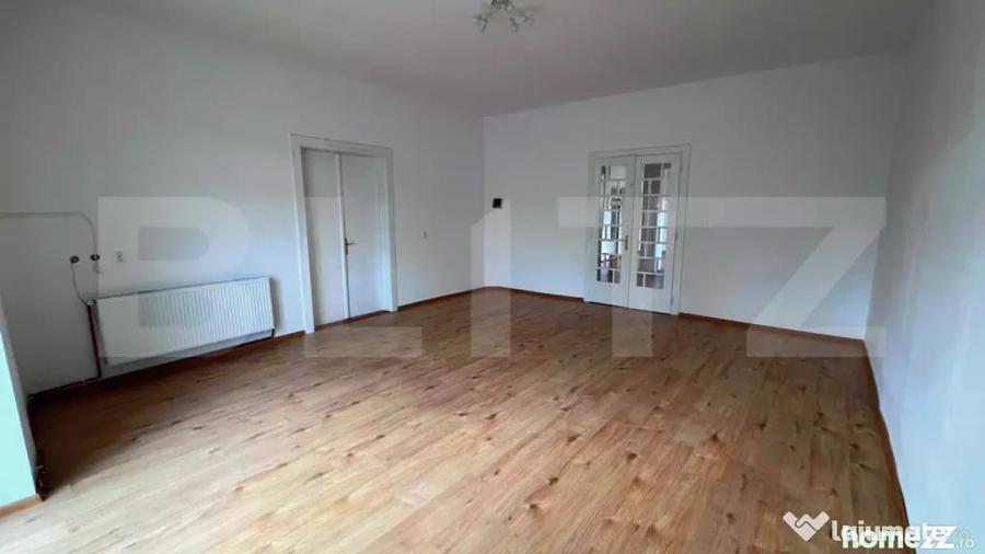 Spațiu comercial, de 180 mp, în Central