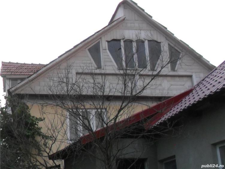 Casă cu 4 camere cu Teren 3700 Mp în Onești