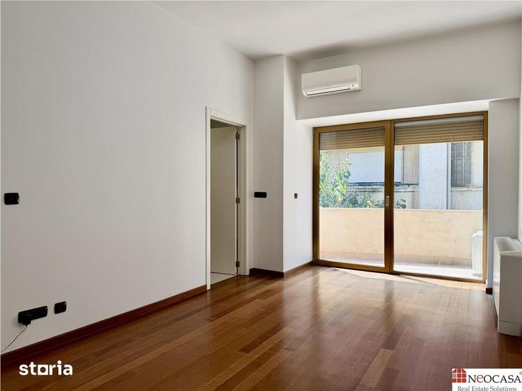 Apartament cu 5 camere în Primăverii