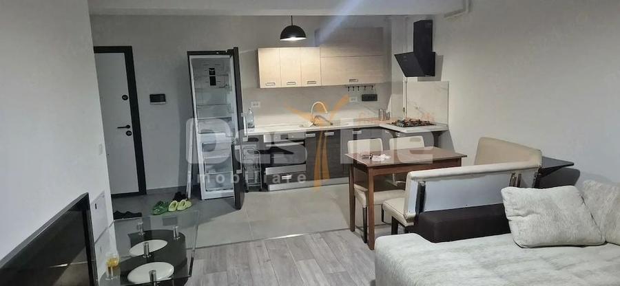 Apartament cu 2 camere decomandat, mobilat în Energia