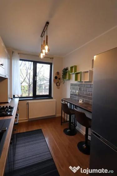 Apartament cu 2 camere semidecomandat în Central