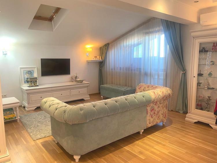Apartament cu 3 camere decomandat, mobilat în Dămăroaia