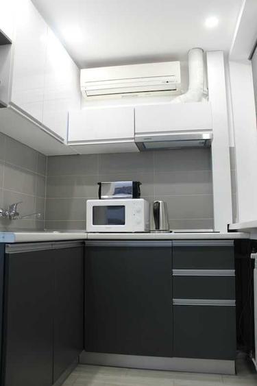 Garsonieră decomandată în Gara de Nord